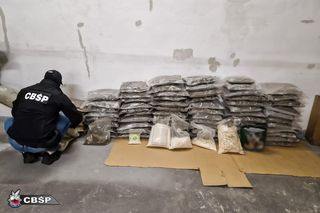 Potężne uderzenie CBŚP na Śląsku. Zlikwidowali fabrykę narkotyku zombie i przejęli towar za 6 mln zł