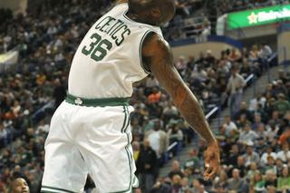 Metamorfoza Shaqa O'Neala. Pokazał się bez koszulki!