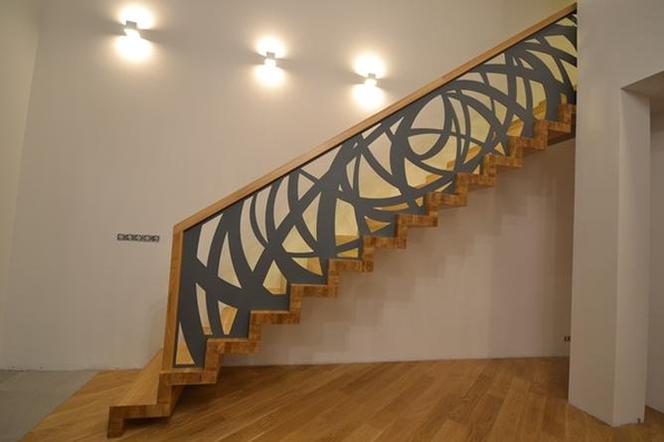 Oryginalna balustrada schodów