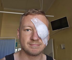 Strzelał do ludzi w Toruniu. Dziennikarz Marcin Lewicki jednym z poszkodowanych