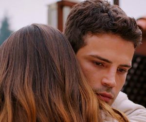 Miłość i nadzieja, odcinek 314. Zeynep, Ege