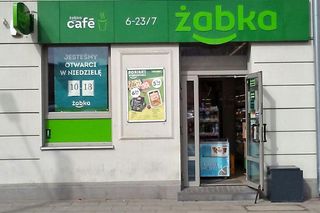 Sklepy Żabka 1, 2 i 3 maja 2025. Godziny otwarcia w długi weekend