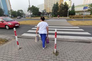 Wypadek na przejściu dla pieszych w Toruniu. Kierowca MZK potrącił kobietę