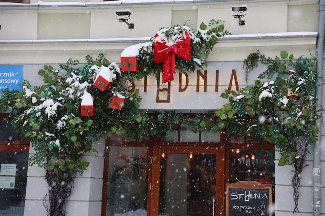 Świąteczne witryny sklepów i restauracji w Lublinie. Tak przystroiły się na święta!