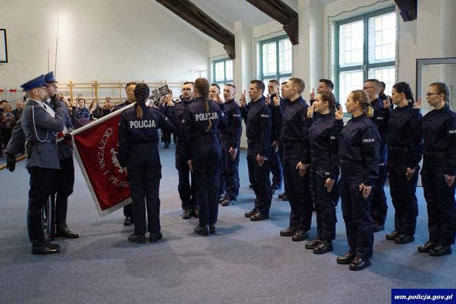 Olsztyn. Nowi policjanci z Warmii i Mazur złożyli uroczyste ślubowanie