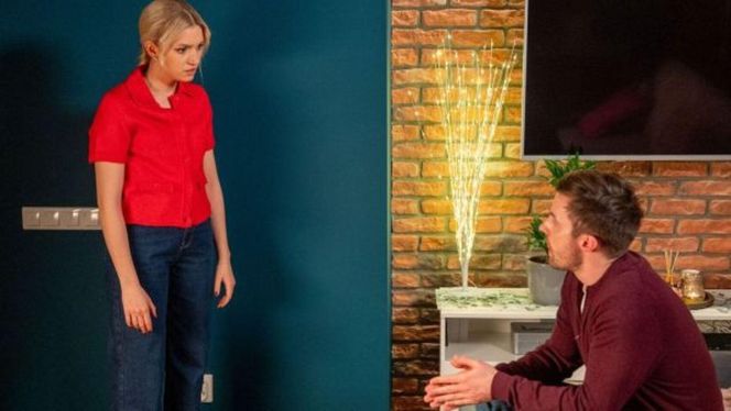 Na sygnale, odc. 716: Alek (Adam Turczyk), Britney (Paulina Zwierz)