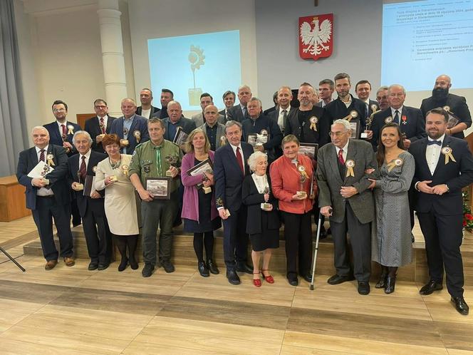 Jubileuszowa sesja i  ceremonia wręczenia statuetek „Honorowy Przyjaciel Starachowic”