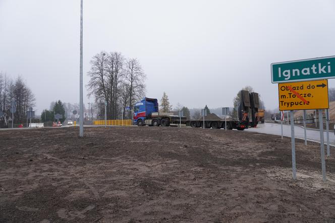 Wielkie otwarcie tunelu pod torami w Niewodnicy Kościelnej. Tak przebiegają prace w ramach Rail Baltica [ZDJĘCIA]