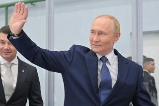 Putin wylądował na Alasce. Powitanie przywódców USA i Rosji