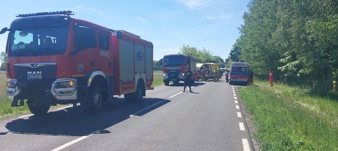   Wypadek autobusu szkolnego na Mazurach. Rannych kilka osób, droga zablokowana!