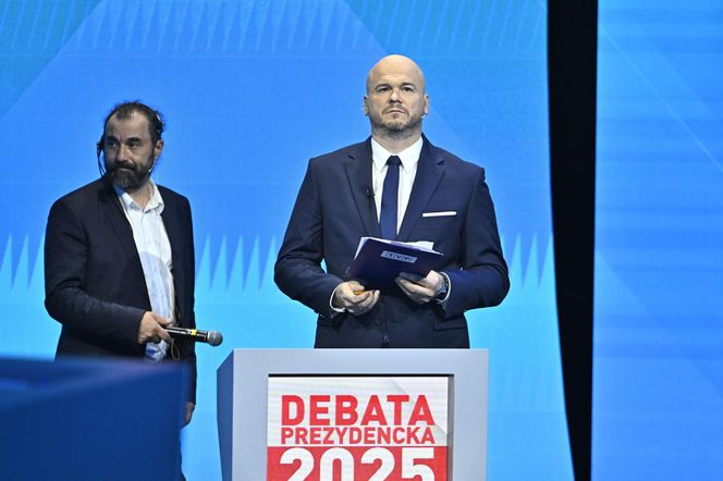 Ostatnie chwile przed debatą kandydatów