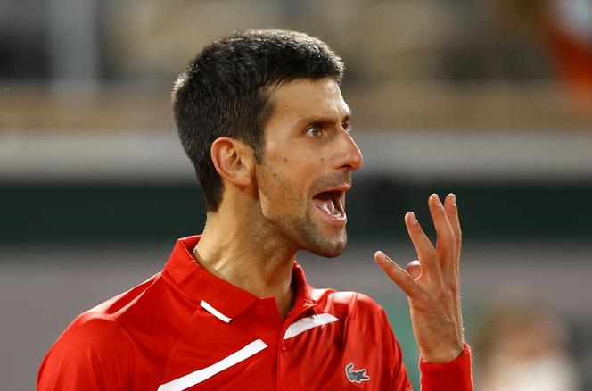 ABSURD w Australian Open! Grał Djoković, przerwali mecz i WYPROSILI kibiców