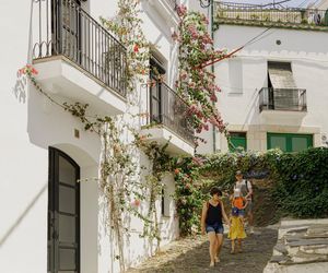 Dom Rybaka w Cadaqués, Hiszpania. Autorzy projektu: Bea Portabella i Jordi Pagès