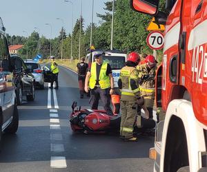 Kolejny wypadek z udziałem motocyklisty pod Grudziądzem. Z obrażeniami trafił do szpitala 