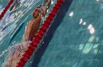 Małgorzata Rozenek pręży ciało na basenie