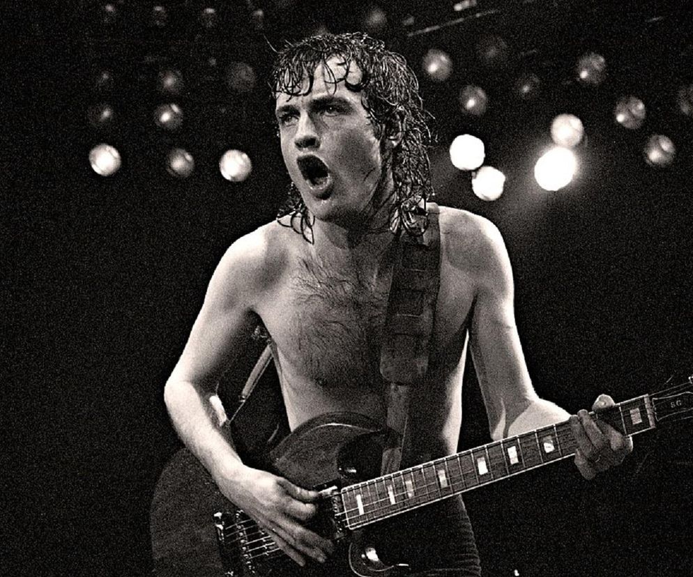 Prawdziwa gratka dla wielbicieli AC/DC! W sieci dostępny jest darmowy dokument o wczesnych latach zespołu