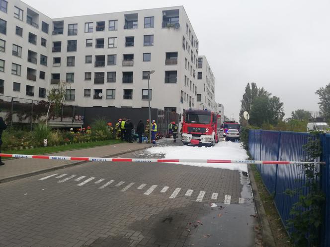 Pożar aut w garażu podziemnym przy ul.Górczewskiej w Warszawie