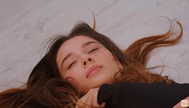 Miłość i nadzieja odc. 298. Zeynep