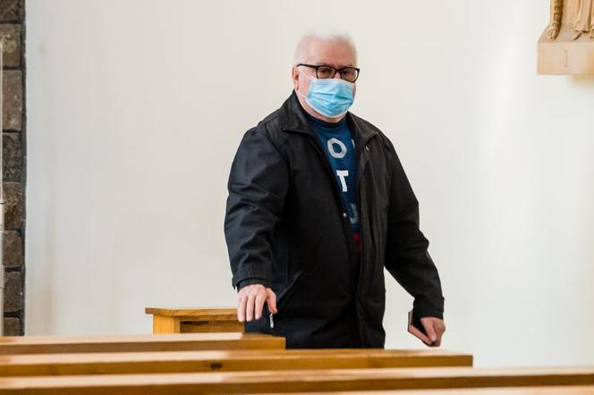 Wałesa mówi o wymianie rozrusznika - MAMY ZDJĘCIA Z WSZCZEPIENIA ROZRUSZNIKA W 2008