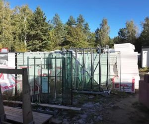 Michał Wiśniewski na budowie swojego domu