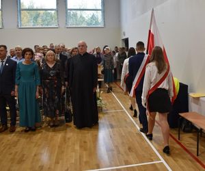 Zespół Szkolno-Przedszkolny w Hołubli oficjalnie wzbogacił się o nową i bardzo nowoczesną część budynku w środę 30 października 2024 roku.