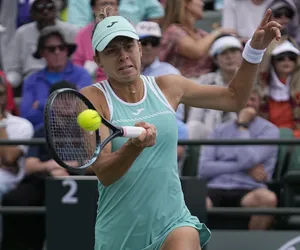 Linette - Rodina TV Transmisja NA ŻYWO Miami Open Gdzie oglądać mecz Linette - Rodina STREAM ONLINE LIVE 23.03.2023 Na jakim programie Linette mecz w TV dzisiaj