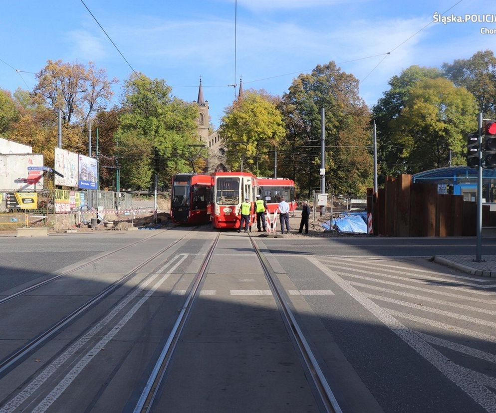 tramwaj potrącił nastolatków