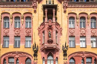 Kamienica przy Piotrkowskiej 86 w Łodzi