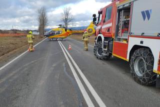 Białka Tatrzańska. Dziecko ranne w kraksie na DK 49. Lądował śmigłowiec LPR