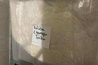  Donald Tusk pokazał, co jego żona Małgorzata wyniosła do piwnicy