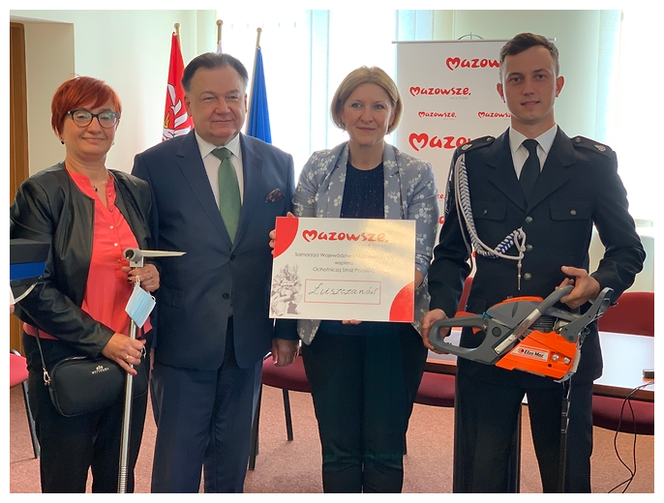 Strażacy z powiatu płockiego dostnać nowy sprzęt do walki z ogniem