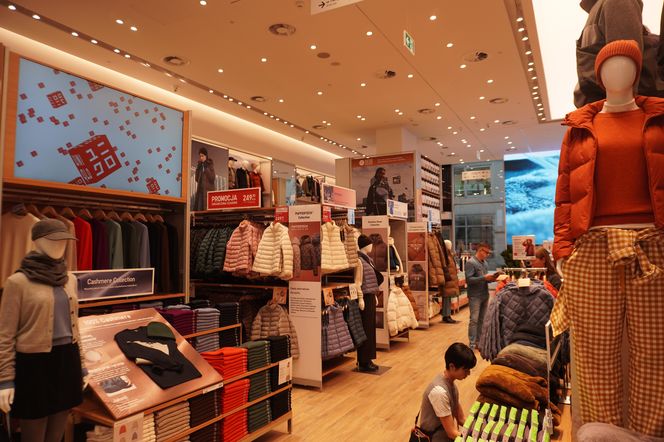 Sklep UNIQLO przy Marszałkowskiej w Warszawie po remoncie 10.2025