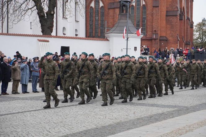 Tak białostoczanie uczcili Narodowe Święto Niepodległości 2024 w Białymstoku [ZDJĘCIA]