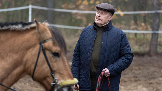 Na dobre i na złe, odcinek 727. Cezary Wilczewski (Daniel Olbrychski)