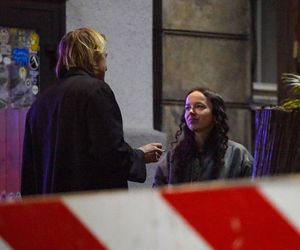 Monika Brodka winko papierosek i taksówka