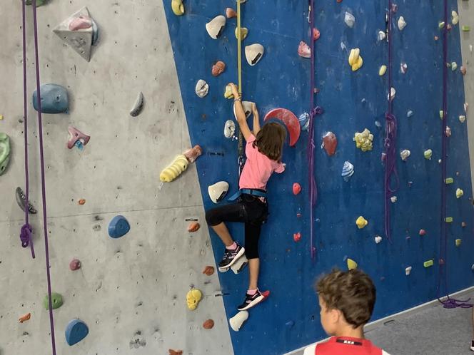 Centrum Wspinaczkowe SPIDER znajduje się przy ul. Świeckiej 8 w Bydgoszczy