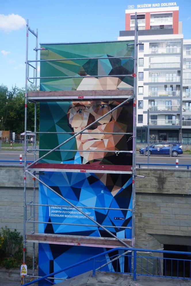 Mural Beksińskiego