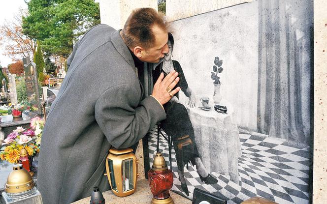 Alkohol na grobach nas jednoczy