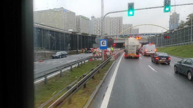Kolizja kilku samochodów za tunelem w Katowicach