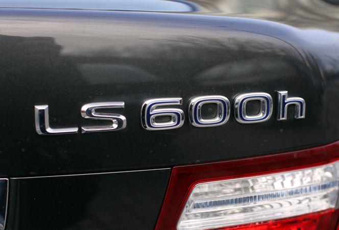 Lexus LS 600H