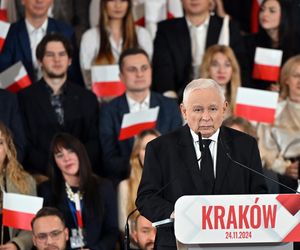 AI wybrała 5 najlepszych polityków w Polsce ostatnich 30 lat!