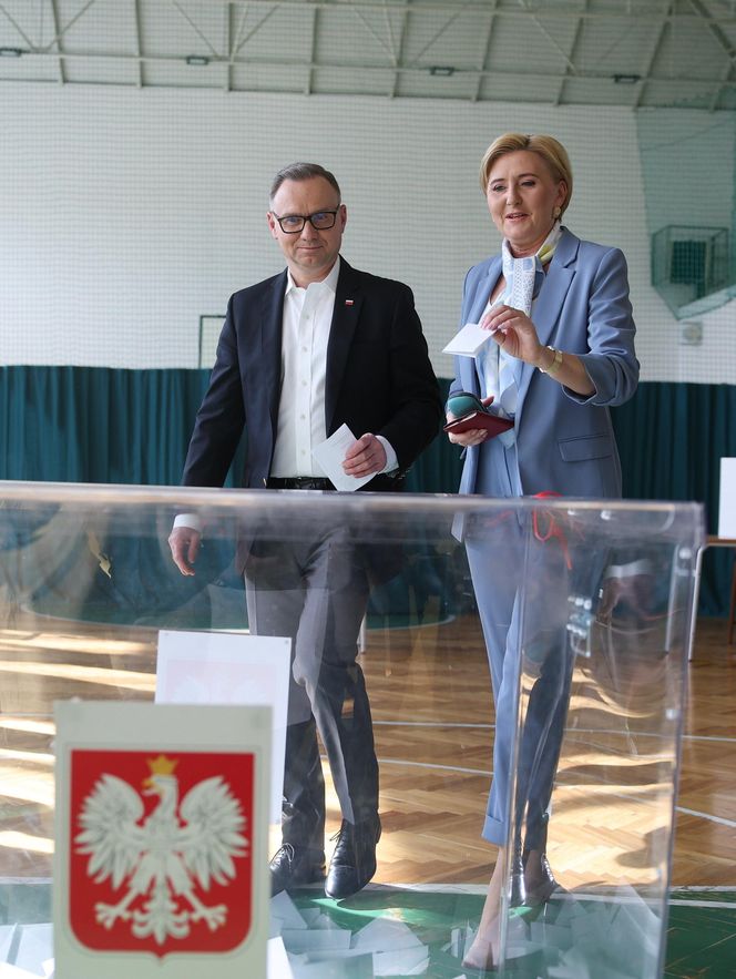 Głosowanie Andrzeja i Agaty Dudów 