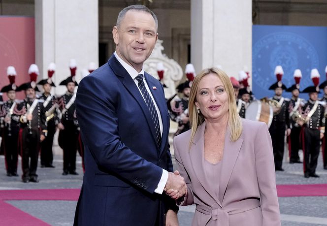 Karol Nawrocki, Meloni