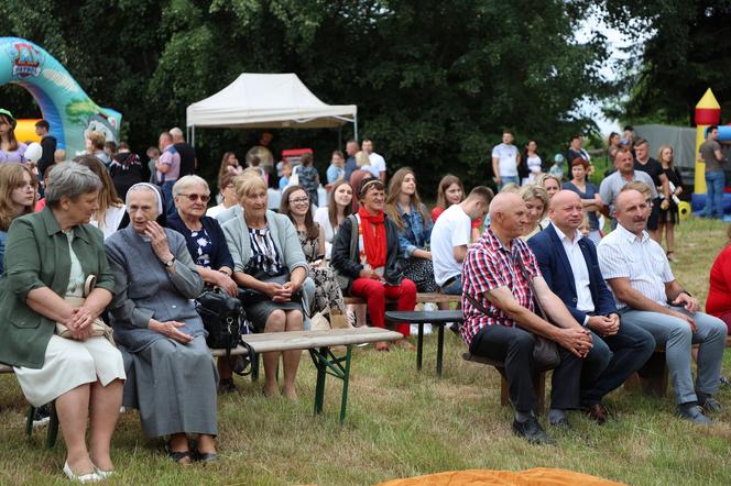 Za nami wyjątkowy piknik w Bardzie! Działali razem dla lokalnych organizacji pozarządowych [ZDJĘCIA]