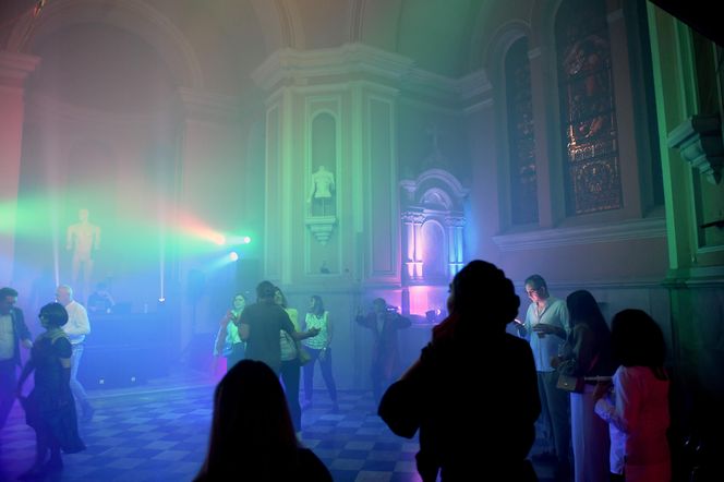 Dyskoteka techno w kościele w Rybniku Bing Bang Party