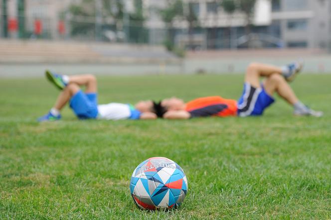 Odmrażanie sportu w Kielcach. Wracają akademie piłkarskie