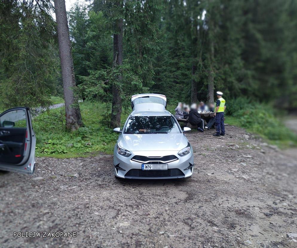 Policja nie ma już do nich siły. Wjeżdżają, gdzie chcą. Pojawił się komunikat po arabsku