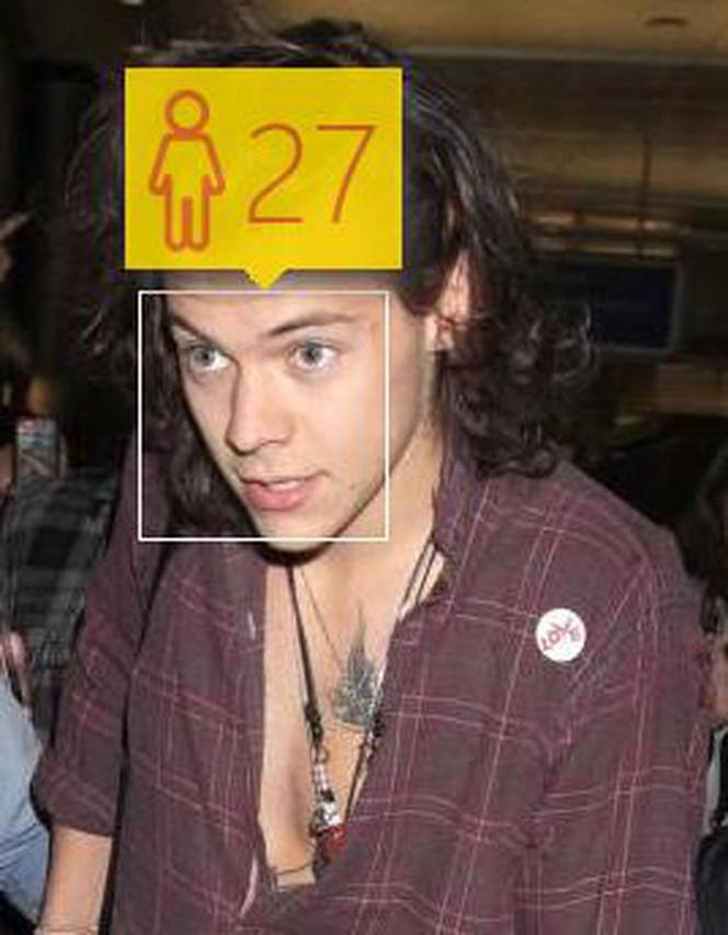 Na ile lat wygląda Harry Styles?