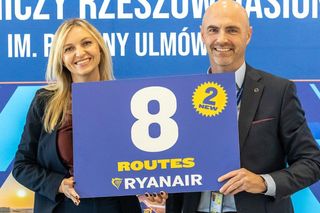 Ryanair ogłasza zimowy rozkład lotów z Rzeszowa - 8 tras: Alicante na zimę i nowość - Edynburg