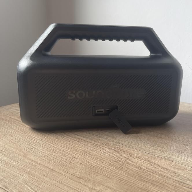 Soundcore Boom 2